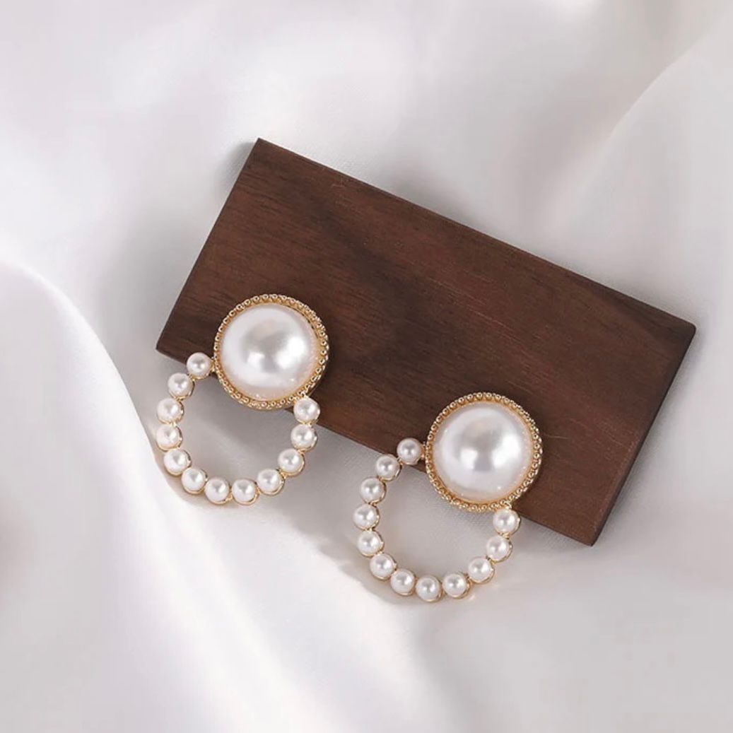 Round Pearl Studs pair